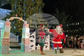 Свищов - коледна елха - запалване на светлините