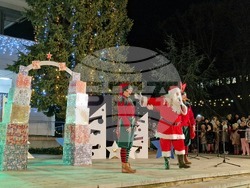 Свищов - коледна елха - запалване на светлините