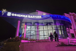 Крайморските общини в област Добрич запалиха коледните светлини