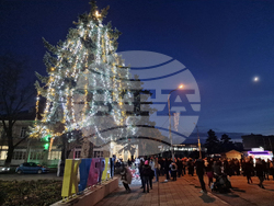 Кубрат - елха - светлини