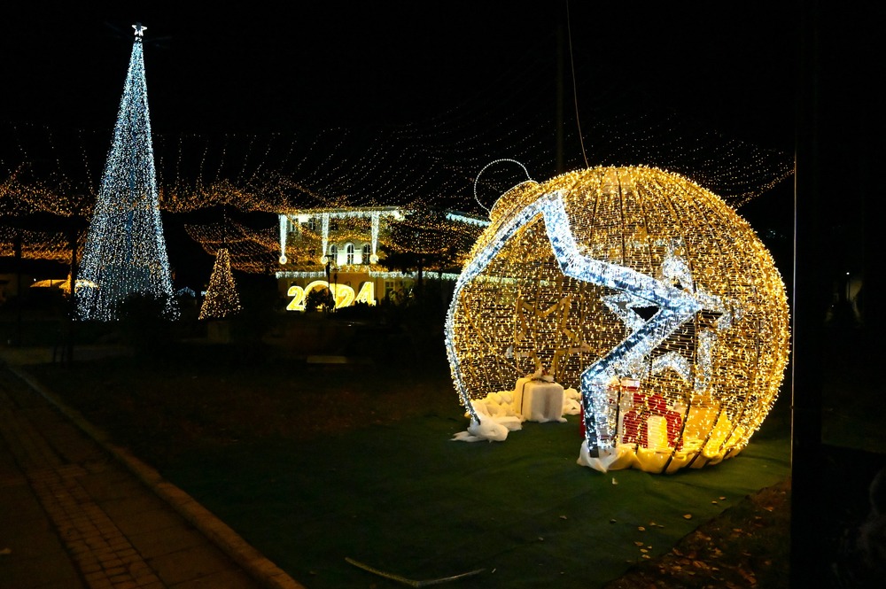 Коледните светлини в Елин Пелин ще бъдат запалени на тържество тази вечер