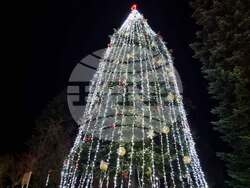 Брезник - коледна елха - запалване