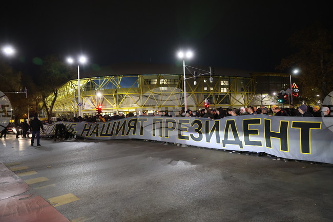 Ботев Пловдив покани на среща политици заради ситуацията със собственика на клуба Антон Зингаревич