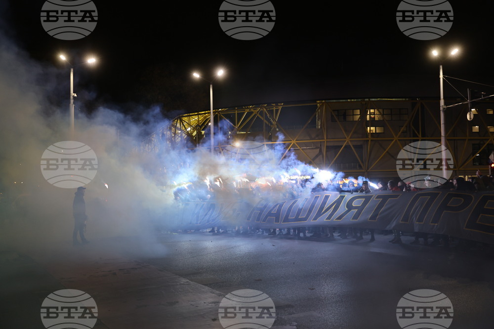 Пловдив - футбол - Ботев (Пловдив) - фенове - протест