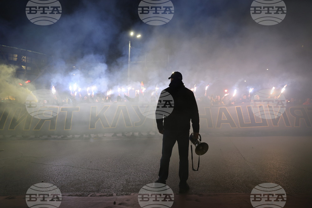 Пловдив - футбол - Ботев (Пловдив) - фенове - протест