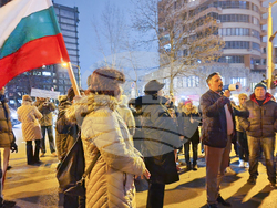 Метростанция „Жолио Кюри” - протест
