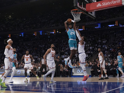 Hornets Knicks Basketball