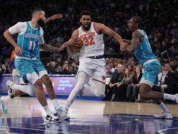 Hornets Knicks Basketball