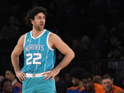 Hornets Knicks Basketball