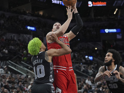 Bulls Spurs Basketball