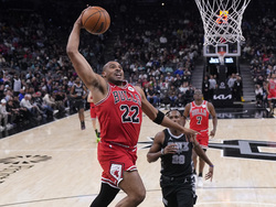 Bulls Spurs Basketball