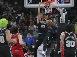 Bulls Spurs Basketball
