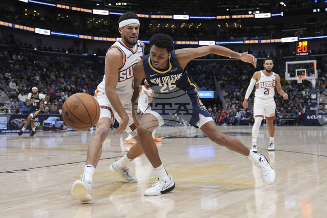 Лидерите в двете конференции на НБА Кливланд и Оклахома Сияти с нови победи