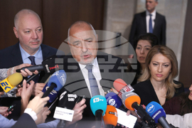 Народно събрание - кулоари - Бойко Борисов - брифинг