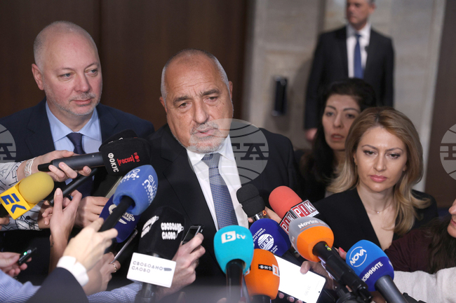 Народно събрание - кулоари - Бойко Борисов - брифинг