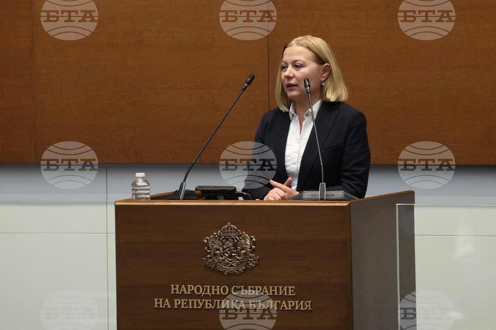 Парламент - първо заседание - Надежда Йорданова