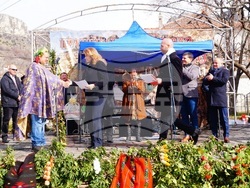 Снимка: Прессекретариат - Илияна Йотова беше гост на 30-ото издание на Празника на виното в село Илинденци