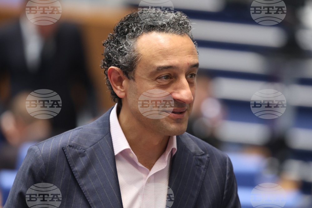 Парламент - първо заседание