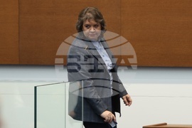 Парламент - първо заседание