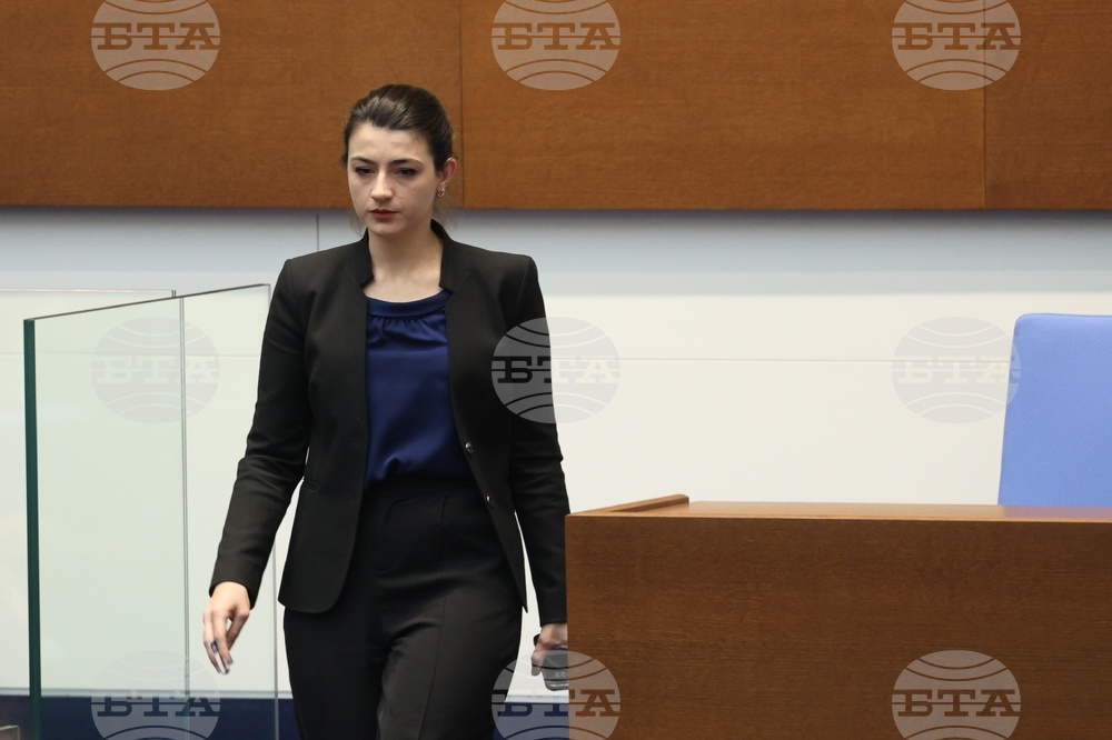 Парламент - първо заседание