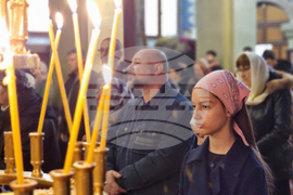 Ямбол - икона с мощи на свети Николай Чудотворец