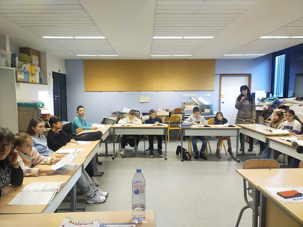 Национален дарителски фонд подкрепи проекта за новогодишен брой на вестник „Вазовчета“