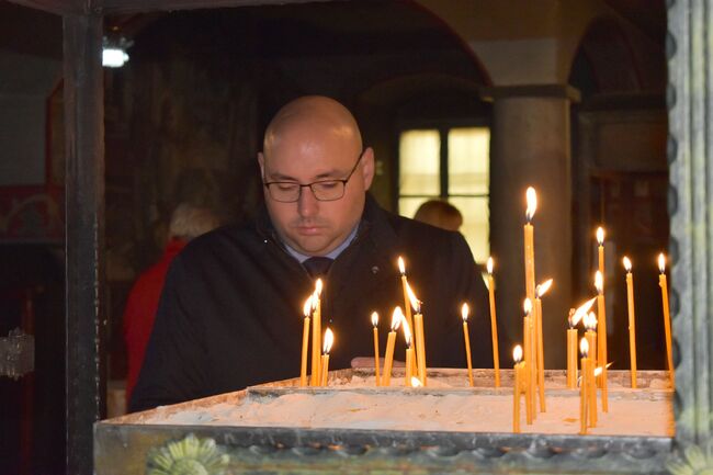 Община Разград: Тивериополският епископ Тихон отслужи литургия за храмовия празник на църквата „Св. Николай Чудотворец“