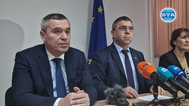 Полагат се усилия да не се допуска ескалация на напрежение в района на Велинград, съобщи министър Илков