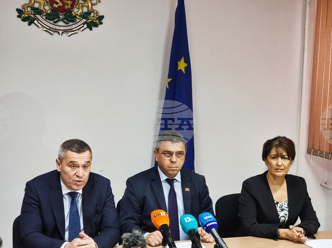 Пазарджик - Георги Тахов- Атанас Илков - брифинг