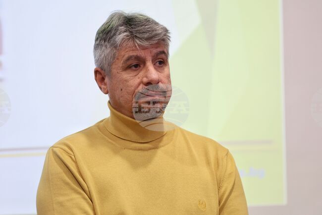 Заделен е сериозен финансов ресурс, за да сме готови за дигиталния и зеления преход, каза Петър Гъров от Министерство на труда и социалната политика