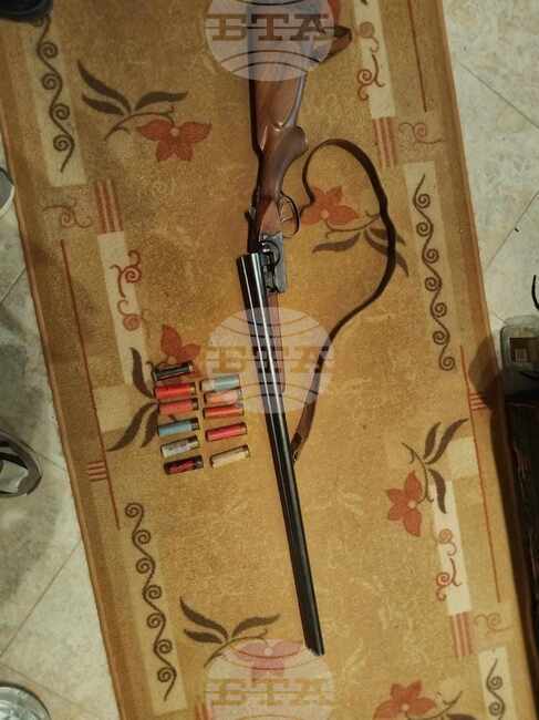 Полицаи иззеха незаконно притежавано оръжие и боеприпаси от частен дом във Велики Преслав