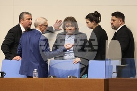 Парламент - първо заседание - избран председател