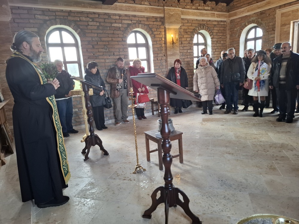 С водосвет, концерт и рибена чорба в село Тюленово отбелязаха Никулден