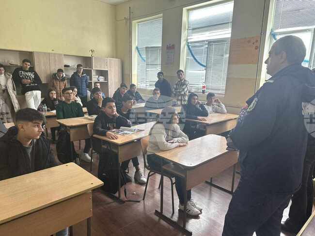 Образователни беседи са изнесени в училища в община Каолиново в рамките на кампанията на МВР и УНИЦЕФ срещу домашното насилие