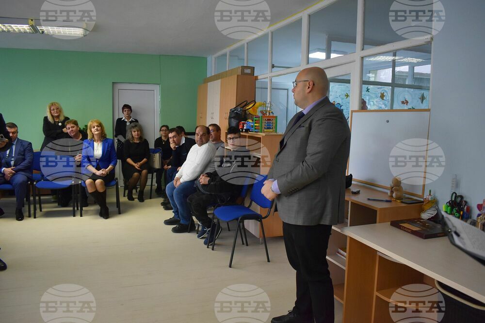На Никулден Община Разград разкри нова социална услуга – Общностен център за деца и семейства