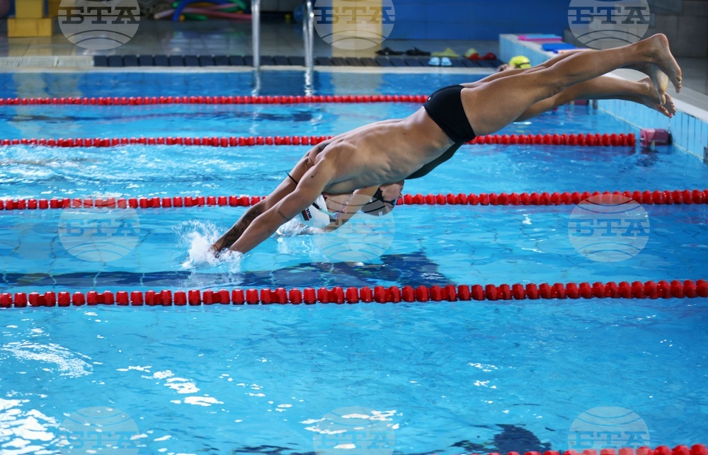 Плуване - открита тренировка - Петър Мицин