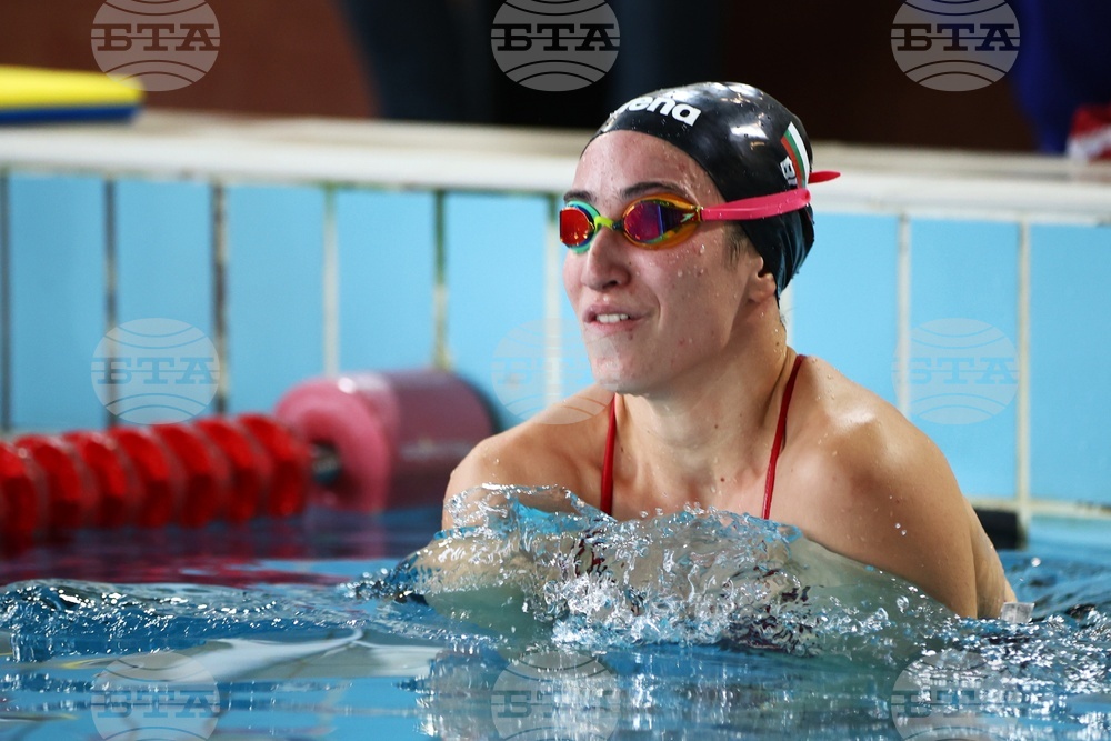 Плуване - открита тренировка - Диана Петкова