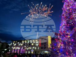 Търговище - коледна елха - светлини