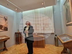 Откриване на изложбата „Чака ме светът“ в къща музей „Никола Вапцаров“ в София. На снимката: Катя Зографова. Снимка: Ваня Сухарова/БТА