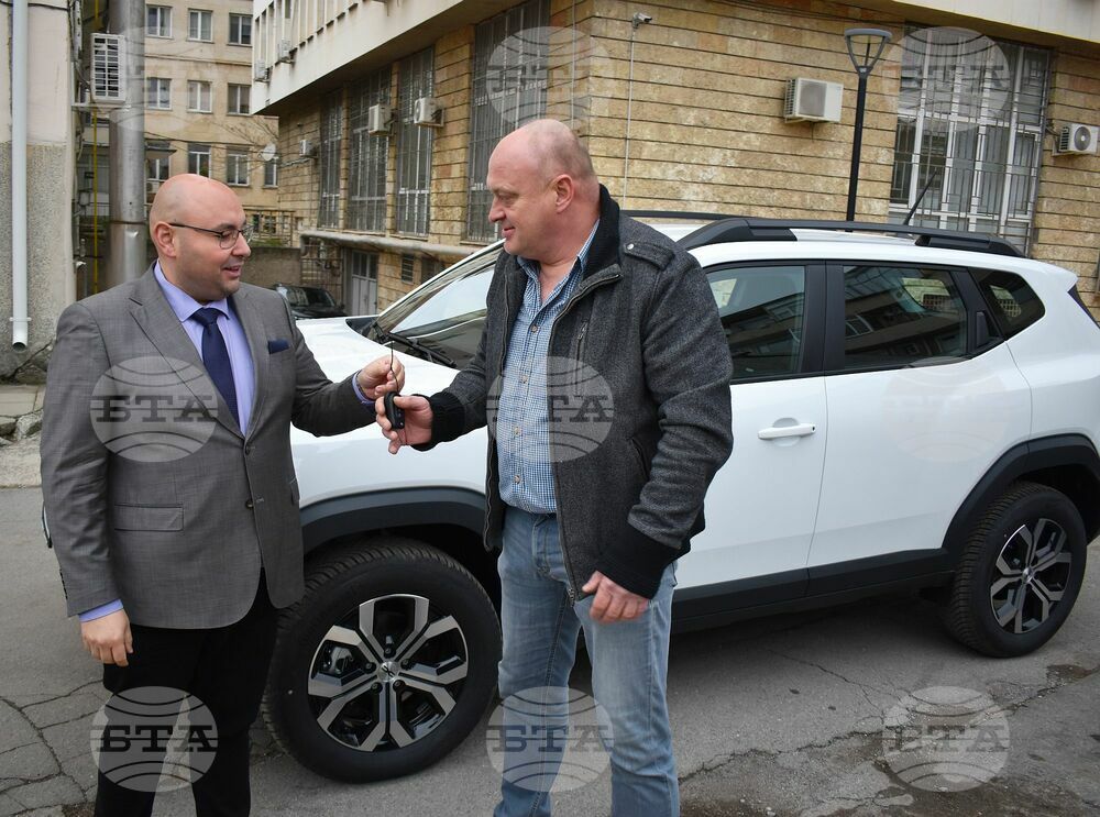 Община Разград предостави на РУ на МВР – Разград нов високопроходим автомобил