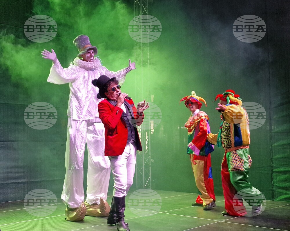  Хасково - коледно дърво - запалване на светлините