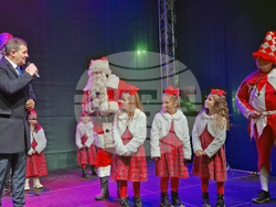  Хасково - коледно дърво - запалване на светлините