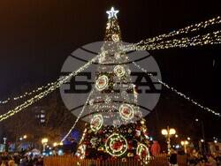 Перник - коледни светлини