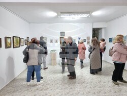 Ямбол - коледна изложба - откриване