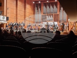 Радиосимфониците изпълниха увертюрата ''Финландия'' от Ян Сибелиус, Концерт за две флейти и оркестър от Емил Табаков.