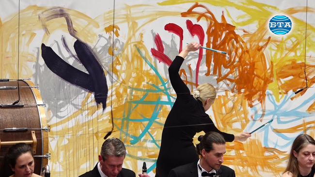 Музика и изобразително изкуство се преплетоха в концерта на Симфоничния оркестър на БНР тази вечер в зала ''България''