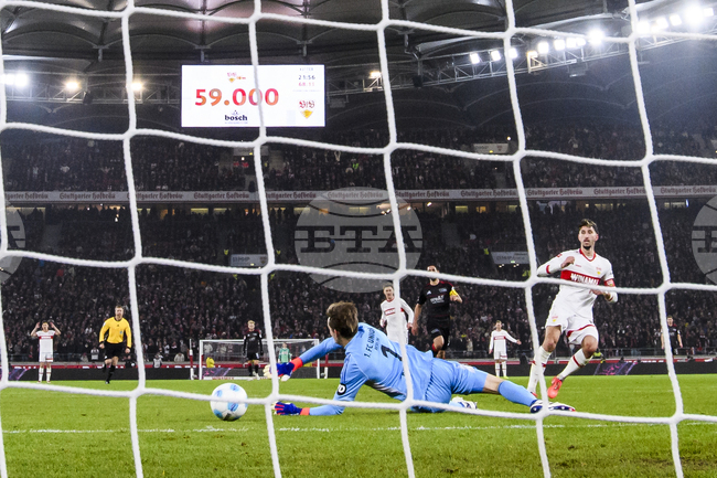 Щутгарт постигна обрат срещу Унион в първи мач от кръга в Бундеслигата