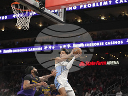 Lakers Hawks Basketball
