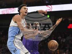 Lakers Hawks Basketball