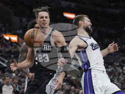 Kings Spurs Basketball